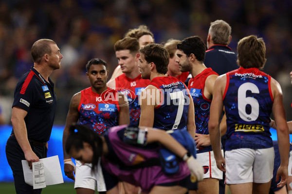AFL 2024 Round 10 - Waalitj Marawar v Narrm - A-49519660