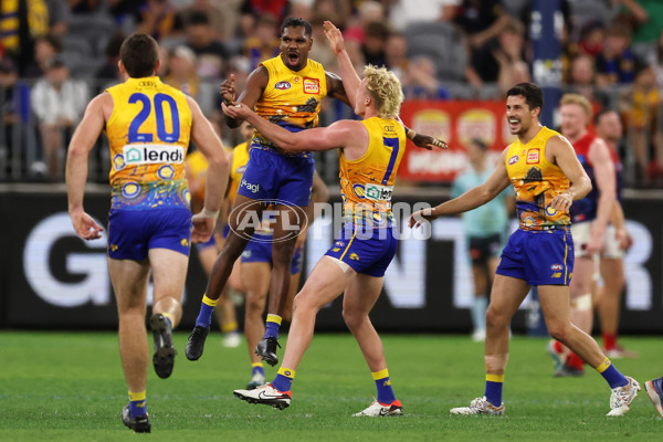 AFL 2024 Round 10 - Waalitj Marawar v Narrm - A-49519677