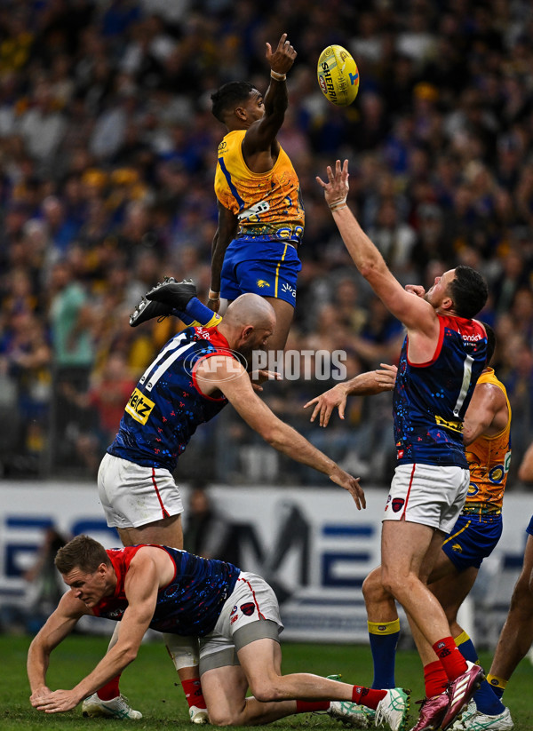 AFL 2024 Round 10 - Waalitj Marawar v Narrm - A-49519680