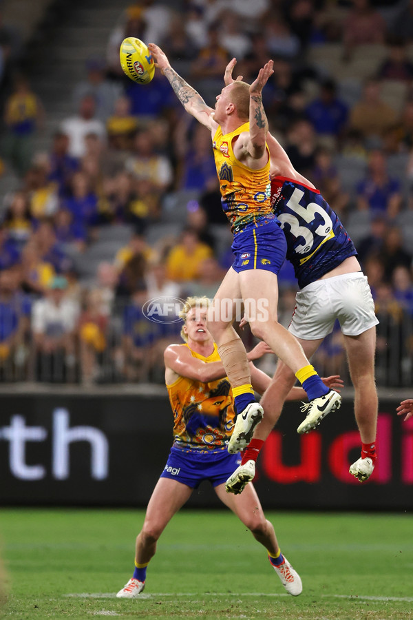 AFL 2024 Round 10 - Waalitj Marawar v Narrm - A-49521301