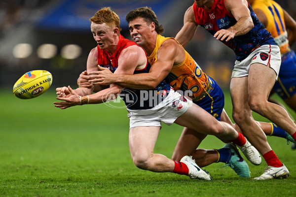 AFL 2024 Round 10 - Waalitj Marawar v Narrm - A-49522122