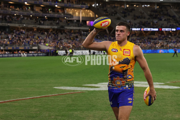 AFL 2024 Round 10 - Waalitj Marawar v Narrm - A-49523744