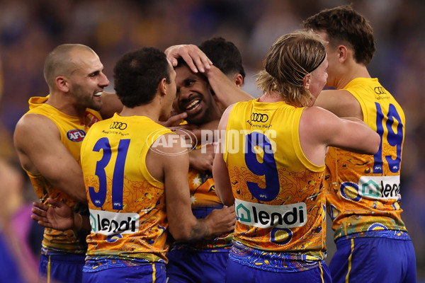 AFL 2024 Round 10 - Waalitj Marawar v Narrm - A-49526091