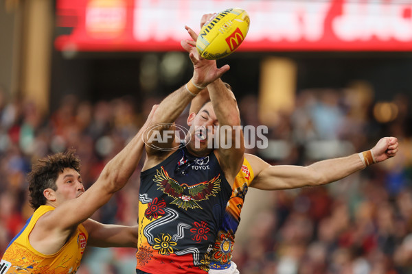 AFL 2024 Round 11 - Kuwarna v Waalitj Marawar - A-49709873