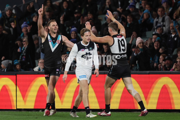 AFL 2024 Round 12 - Port Adelaide v Carlton - A-49843506