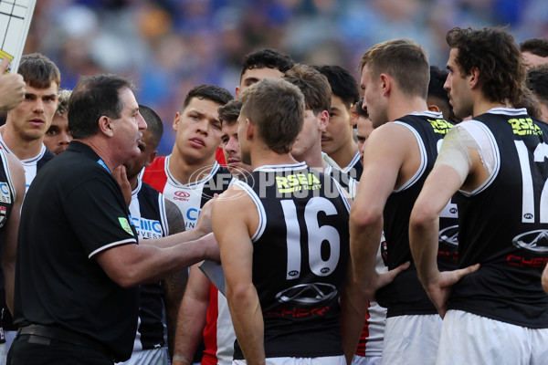 AFL 2024 Round 12 - West Coast v St Kilda - A-49891935