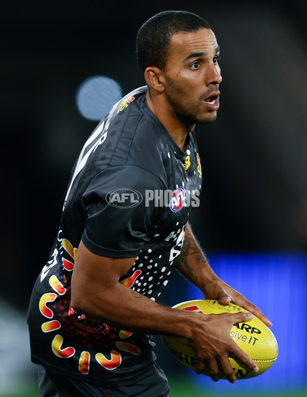 AFL 2024 Round 13 - St Kilda v Gold Coast - A-50670726