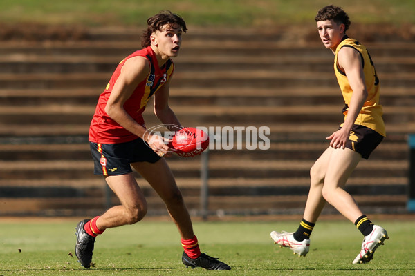 Marsh AFL Championships U16 Boys 2024 - South Australia v Western Australia - A-51183110