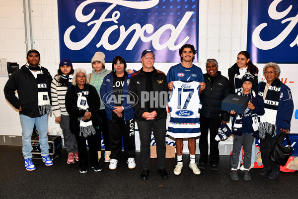 AFL 2024 Round 16 - Geelong v Essendon - A-51452740