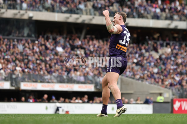AFL 2024 Round 19 - Fremantle v Melbourne - A-52029749