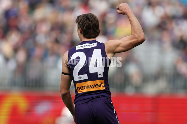 AFL 2024 Round 19 - Fremantle v Melbourne - A-52034976