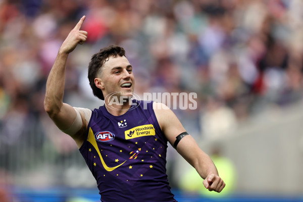 AFL 2024 Round 19 - Fremantle v Melbourne - A-52036350