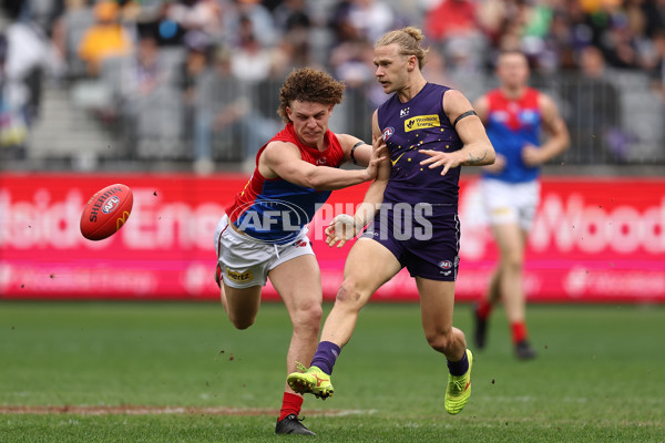 AFL 2024 Round 19 - Fremantle v Melbourne - A-52052659