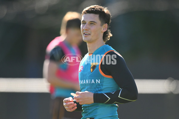 AFL 2024 Training - Hawthorn 020824 - A-52442570