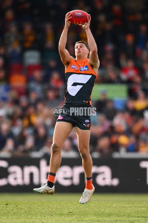 AFL 2024 Round 21 - GWS v Hawthorn - A-52522684