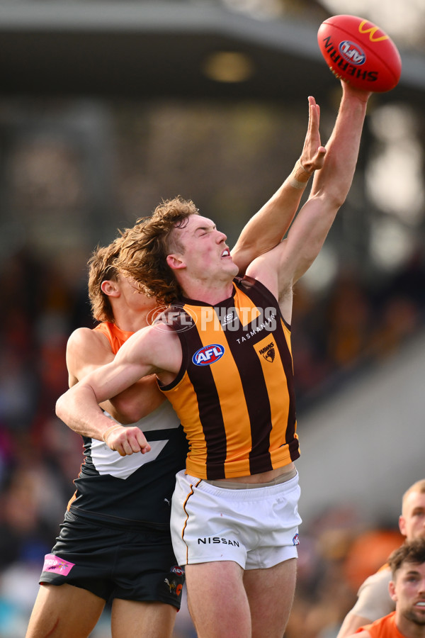 AFL 2024 Round 21 - GWS v Hawthorn - A-52523807