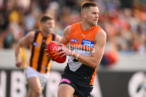 AFL 2024 Round 21 - GWS v Hawthorn - A-52525386