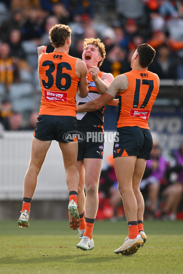 AFL 2024 Round 21 - GWS v Hawthorn - A-52527180