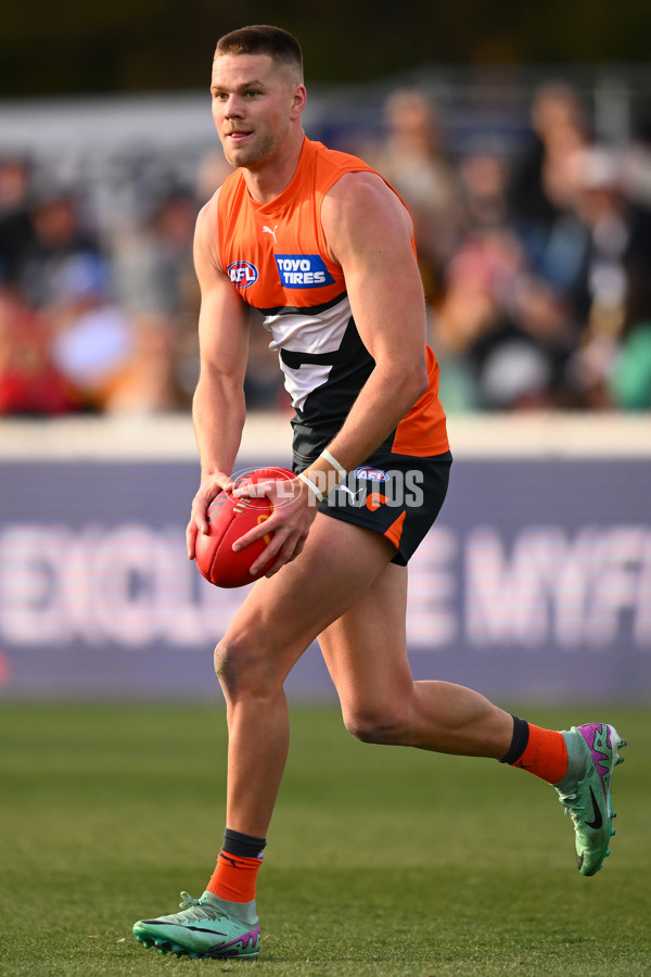 AFL 2024 Round 21 - GWS v Hawthorn - A-52529589