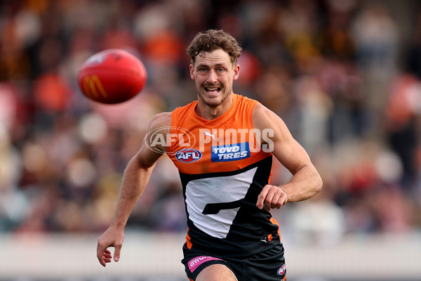 AFL 2024 Round 21 - GWS v Hawthorn - A-52531551