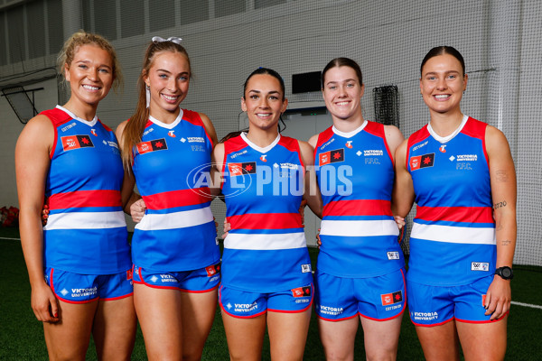 AFLW 2024 Media - Western Bulldogs Team Photo Day - A-52607725