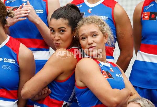 AFLW 2024 Media - Western Bulldogs Team Photo Day - A-52617183