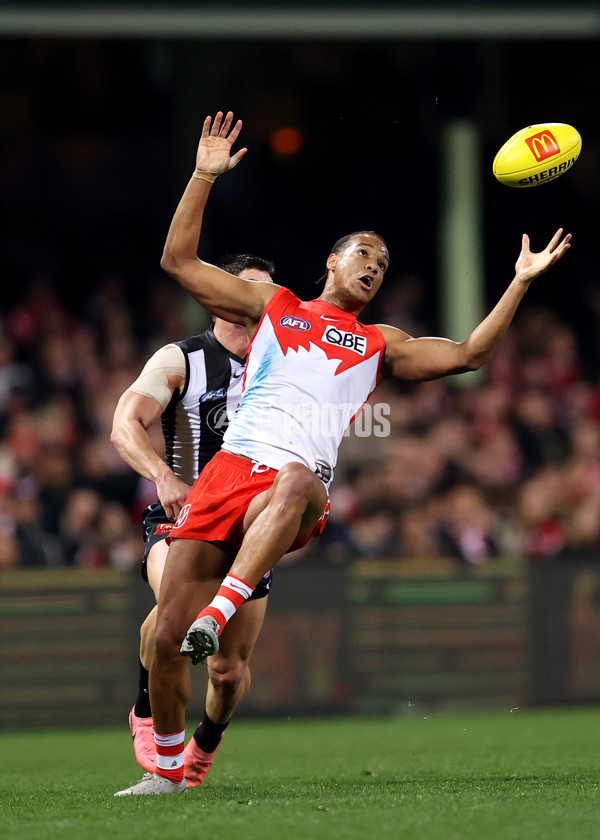 AFL 2024 Round 22 - Sydney v Collingwood - A-52629207