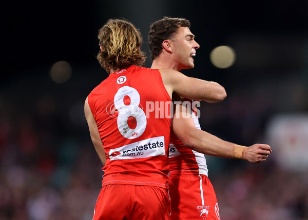 AFL 2024 Round 22 - Sydney v Collingwood - A-52631006