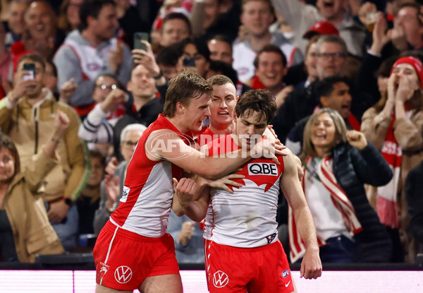 AFL 2024 Round 22 - Sydney v Collingwood - A-52631580