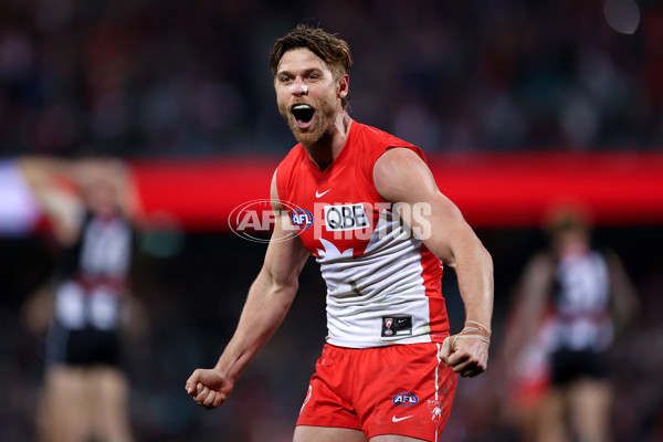 AFL 2024 Round 22 - Sydney v Collingwood - A-52631587
