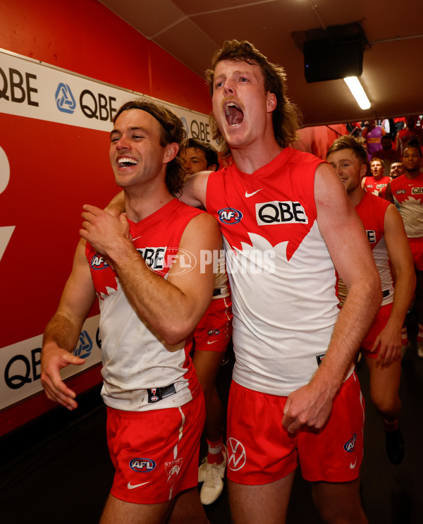 AFL 2024 Round 22 - Sydney v Collingwood - A-52633933