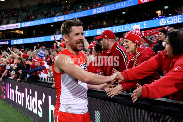 AFL 2024 Round 22 - Sydney v Collingwood - A-52634097