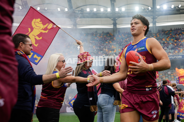 AFL 2024 Round 22 - Brisbane v GWS - A-52636945