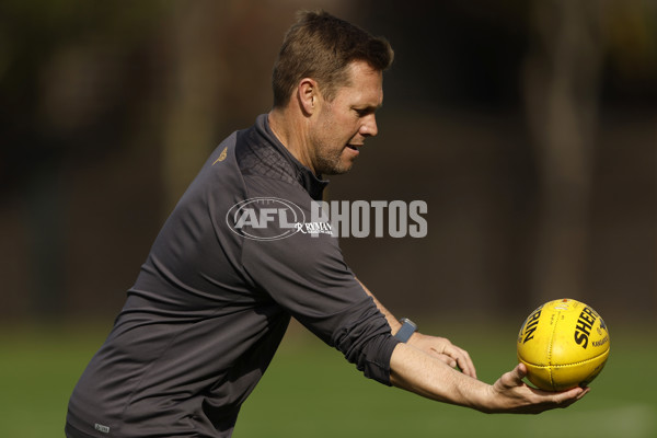 AFL 2024 Training - Hawthorn 140824 - A-52811425