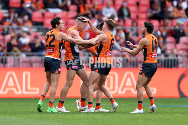 AFL 2024 Round 23 - GWS v Fremantle - A-53061746