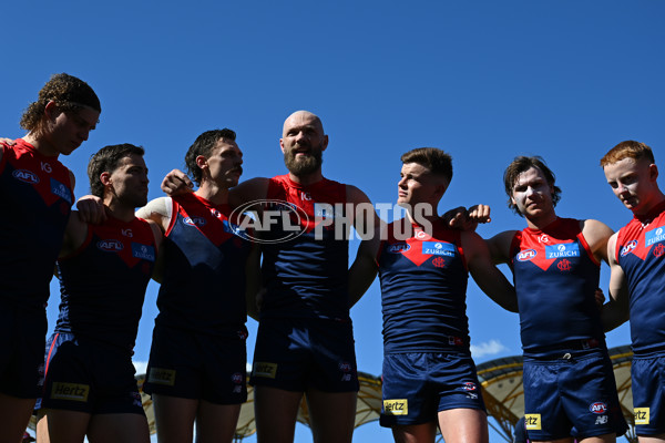 AFL 2024 Round 23 - Gold Coast v Melbourne - A-53063930