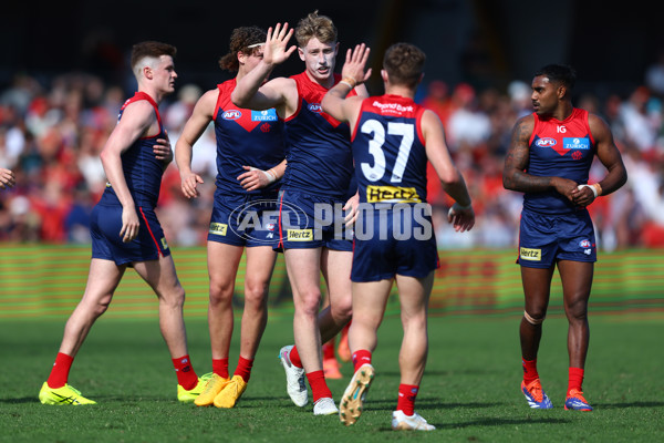 AFL 2024 Round 23 - Gold Coast v Melbourne - A-53063984