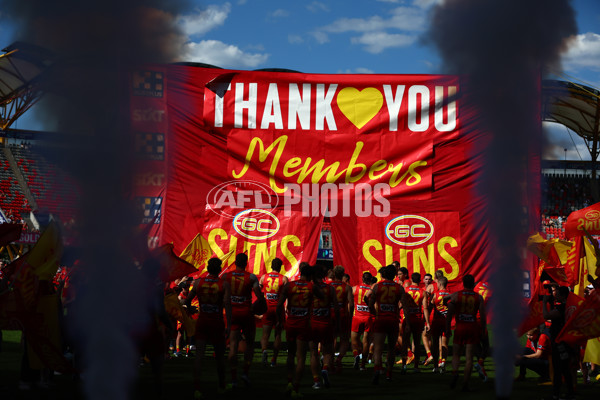 AFL 2024 Round 23 - Gold Coast v Melbourne - A-53064284