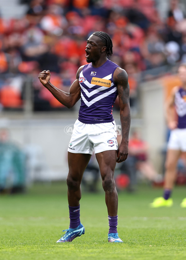 AFL 2024 Round 23 - GWS v Fremantle - A-53069174