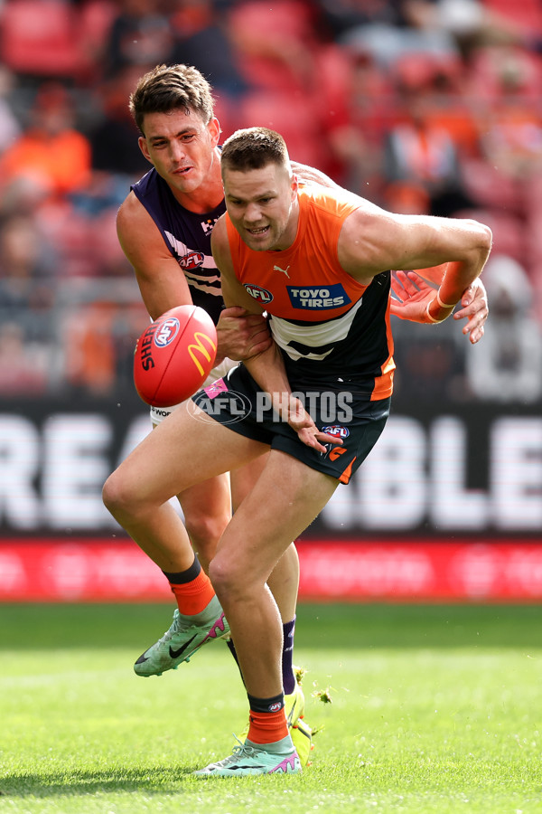 AFL 2024 Round 23 - GWS v Fremantle - A-53069184