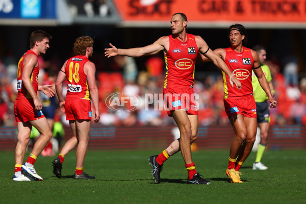 AFL 2024 Round 23 - Gold Coast v Melbourne - A-53072497