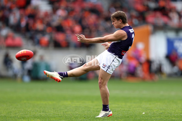 AFL 2024 Round 23 - GWS v Fremantle - A-53072696