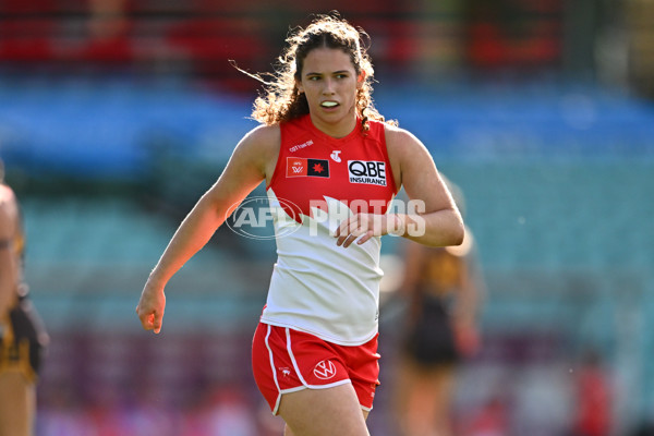 AFLW 2024 Practice Match - Sydney v Hawthorn - A-53075715