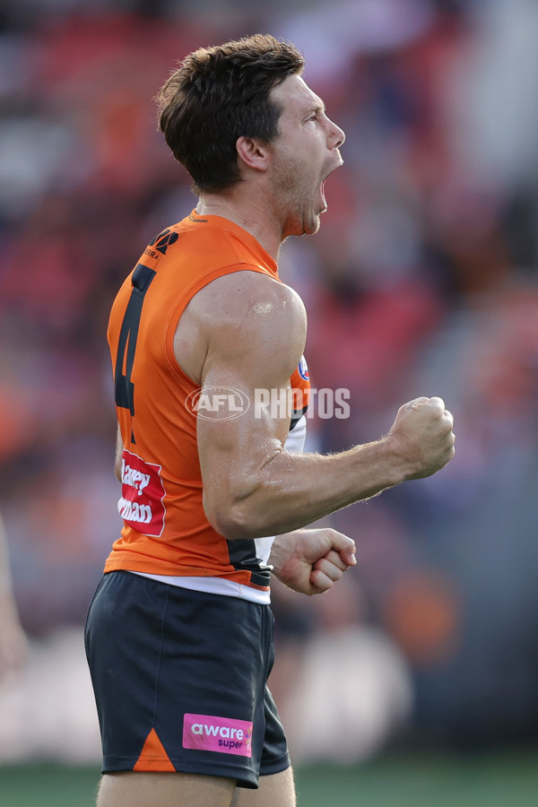 AFL 2024 Round 23 - GWS v Fremantle - A-53075777