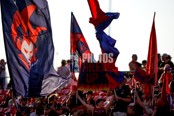 AFL 2024 Round 23 - Gold Coast v Melbourne - A-53078320