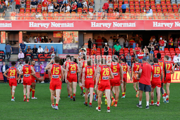 AFL 2024 Round 23 - Gold Coast v Melbourne - A-53078684