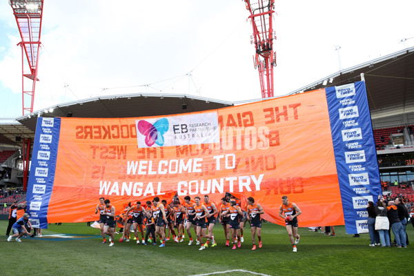 AFL 2024 Round 23 - GWS v Fremantle - A-53081192