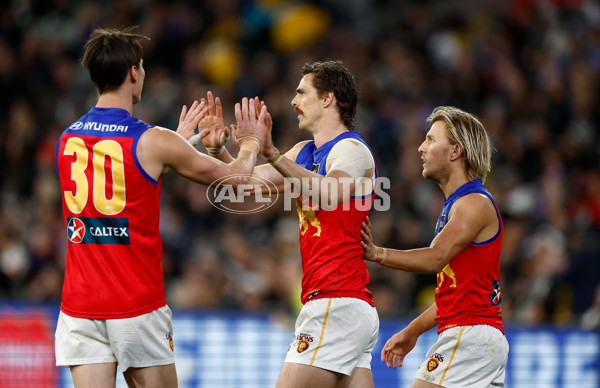 AFL 2024 Round 23 - Collingwood v Brisbane - A-53085934