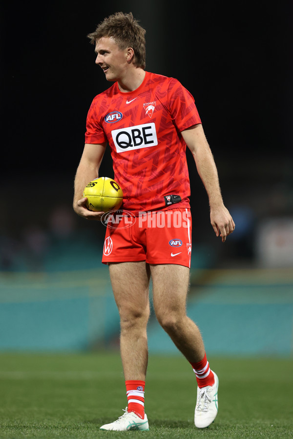 AFL 2024 Round 24 - Sydney v Adelaide - A-53358565