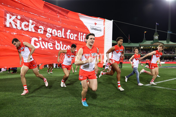 AFL 2024 Round 24 - Sydney v Adelaide - A-53364820